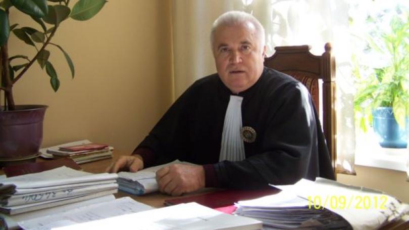 Судья Кишиневской апелляционной палаты Серджиу Арнэут: по декларациям гол, как сокол, но владеет миллионной собственностью