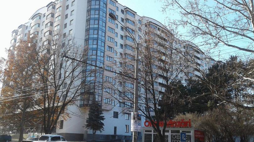 Apartamente la preț redus pentru mama și rudele magistratului Oleg Melniciuc, în blocul destinat judecătorilor